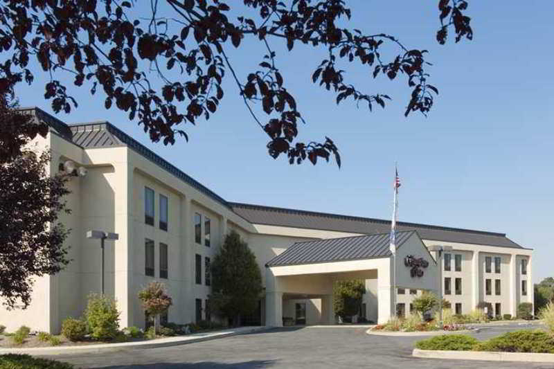 Larkspur Landing Carlisle Hotel Exterior photo